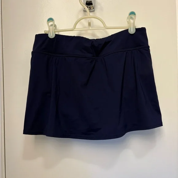 Lands' End Navy Blue Swim Skort, size 8 - Picture 2 of 6